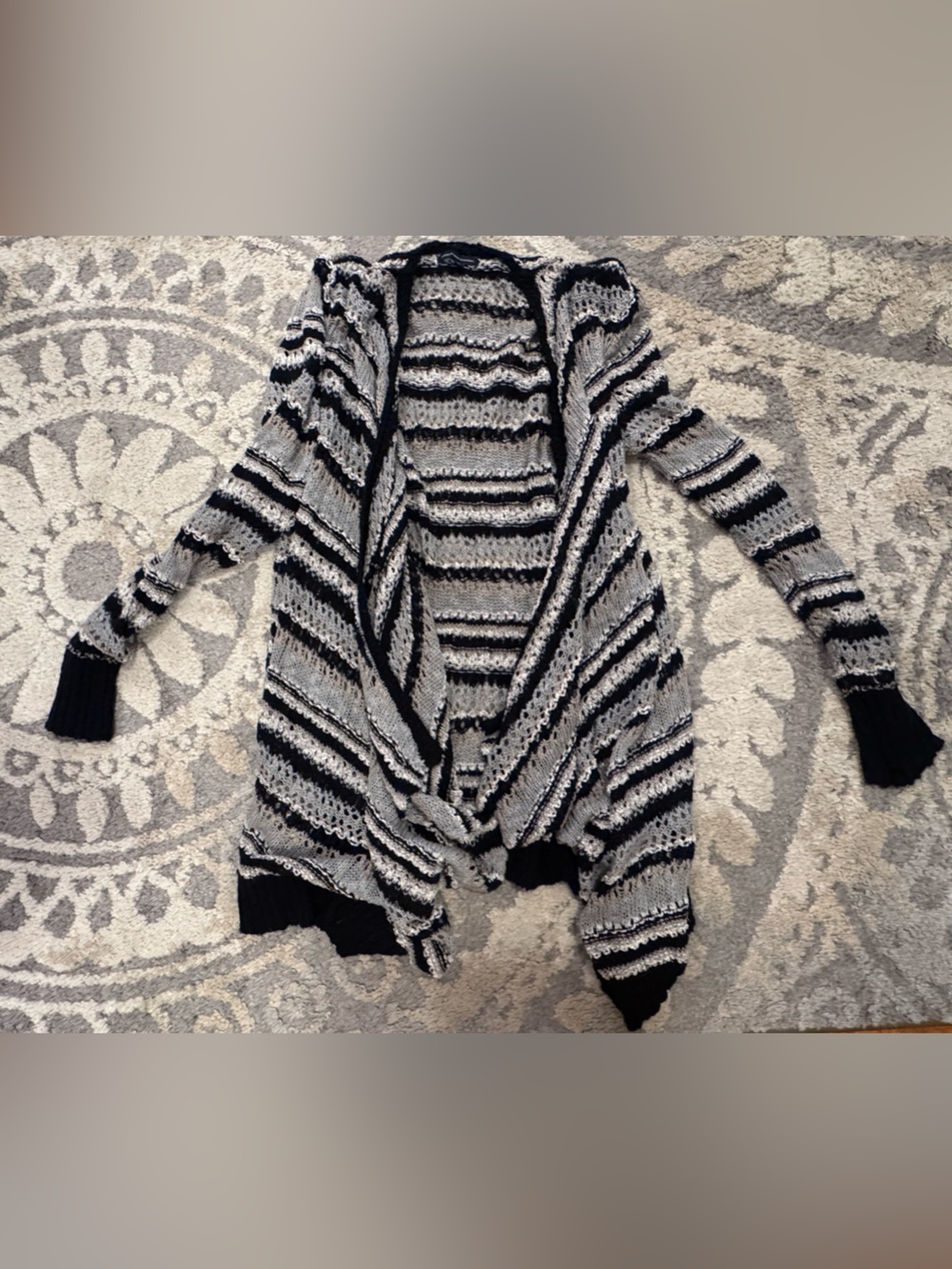 American Eagle Outfitters Black & White Striped Open-Front Cardigan